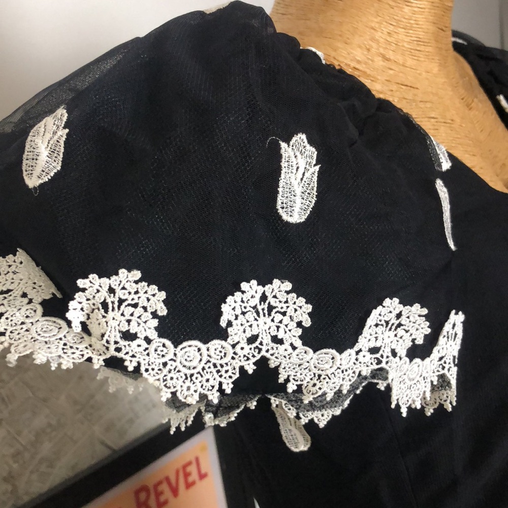 RICHILENE New York Vintage black mesh embroidered floral black and white Size 10 - Picture 4 of 8
